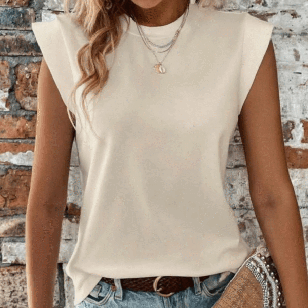 Camiseta Feminina Gola Redonda com Manga Estruturada